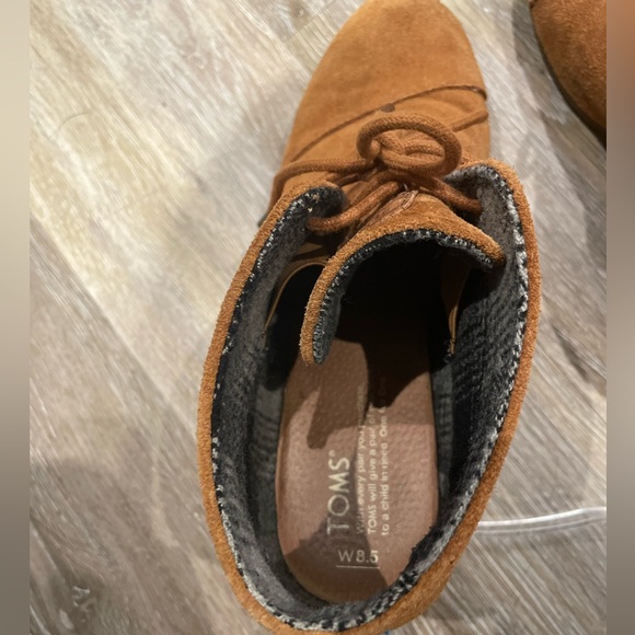 TOMS Ankle Boots - Picture 8 of 11